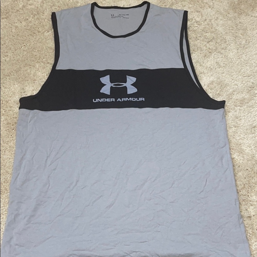 Under Armour tank
